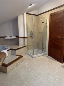 Hotel Vado del Duratón. Hb Suit. Baño 2