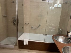 Vado del Duratón. Hb Cuádruple 5. Baño